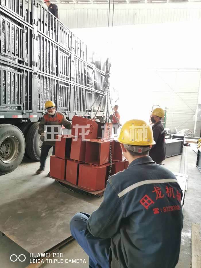 �h(hu��n)������C(j��)